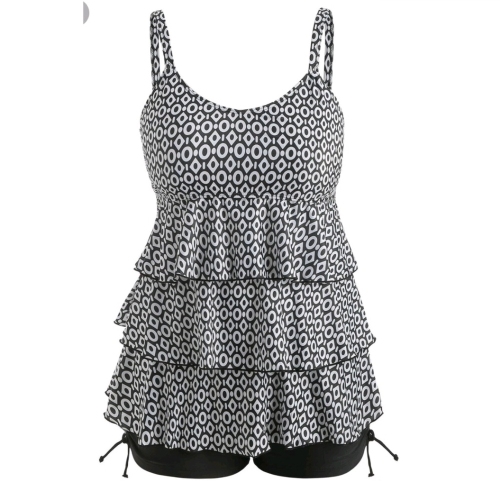 Black & White Size Large Tankini Bathing Suit